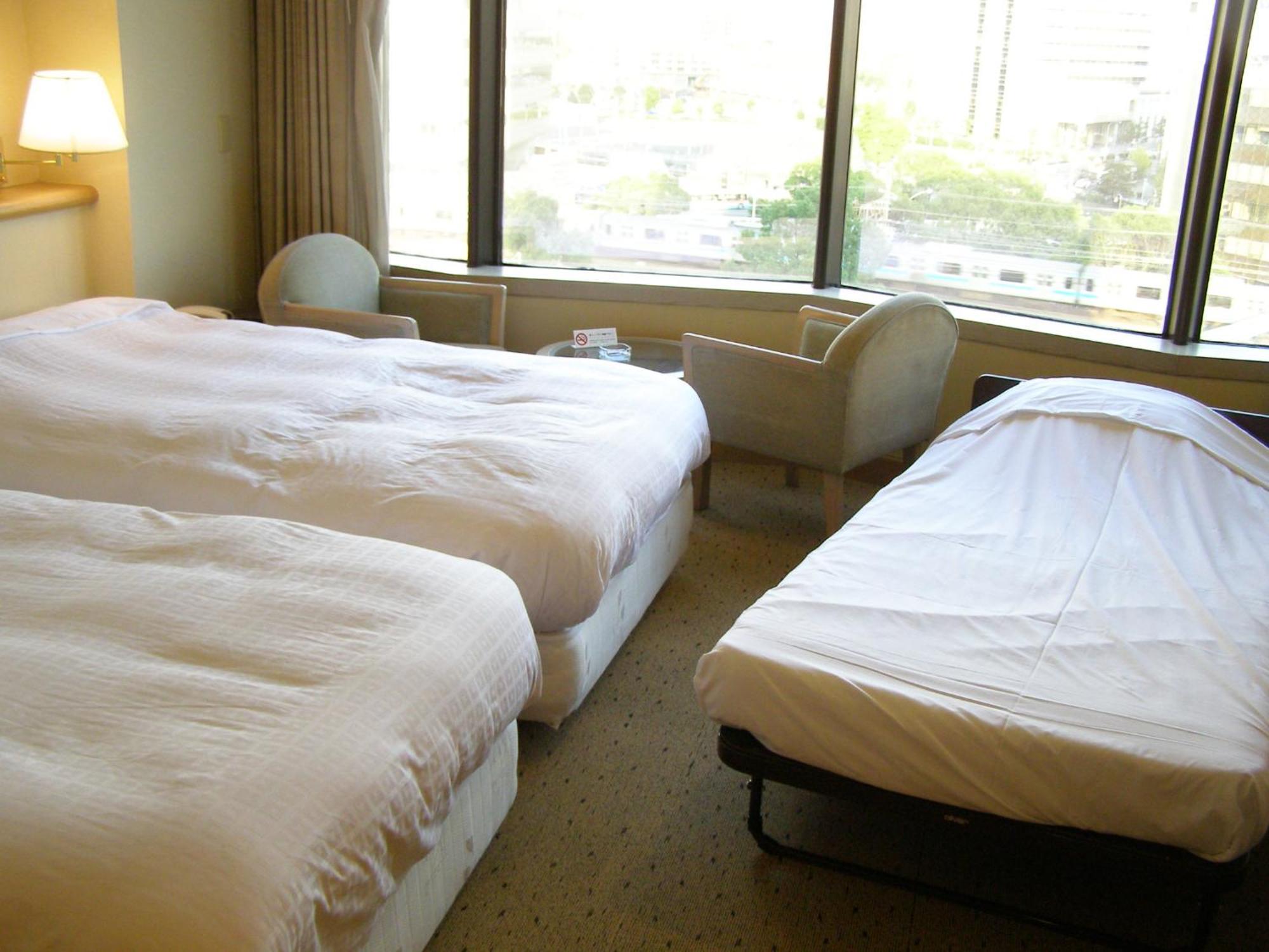 Breezbay Hotel Resort And Spa Yokohama  Exterior photo