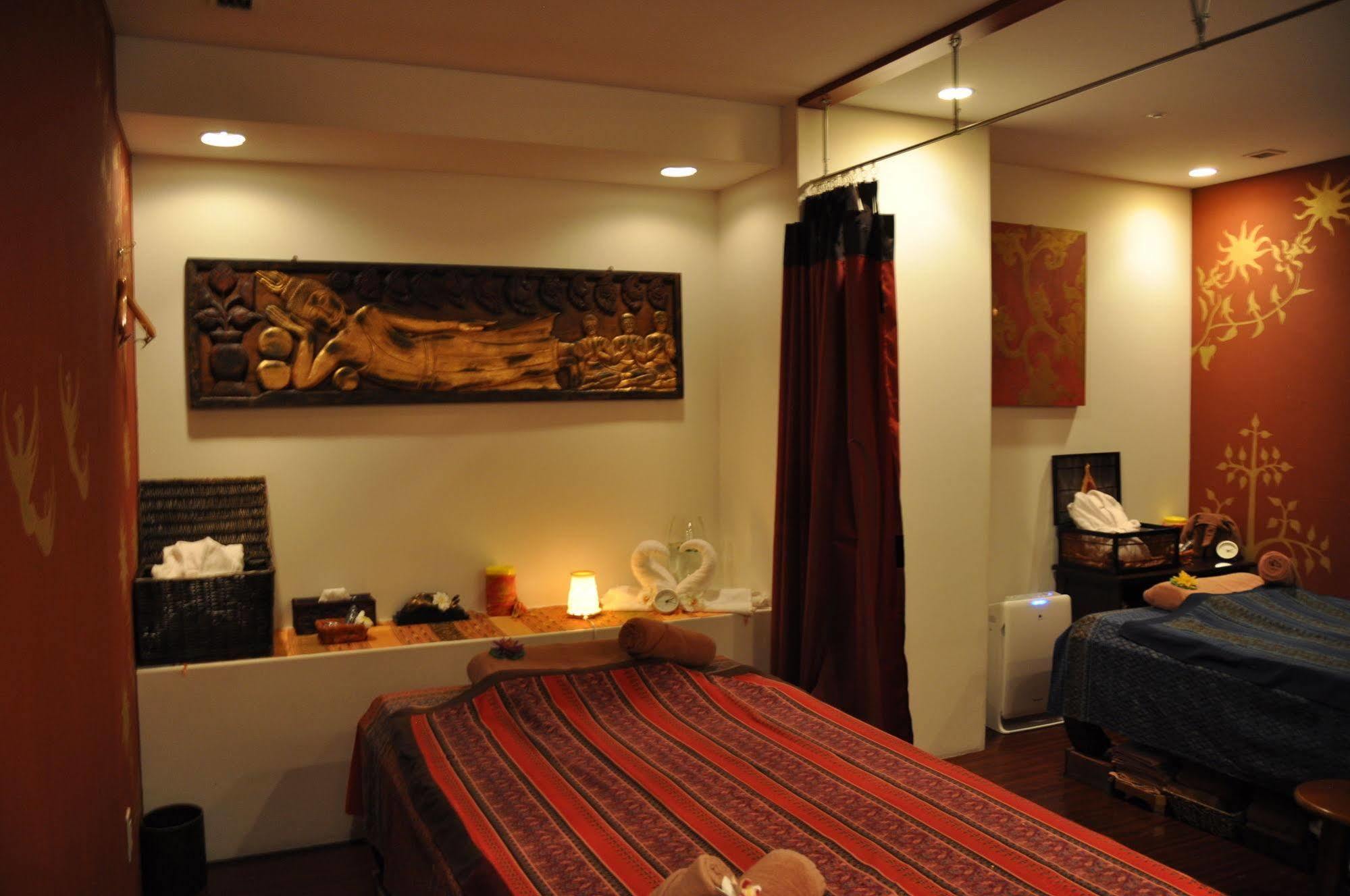 Breezbay Hotel Resort And Spa Yokohama  Exterior photo