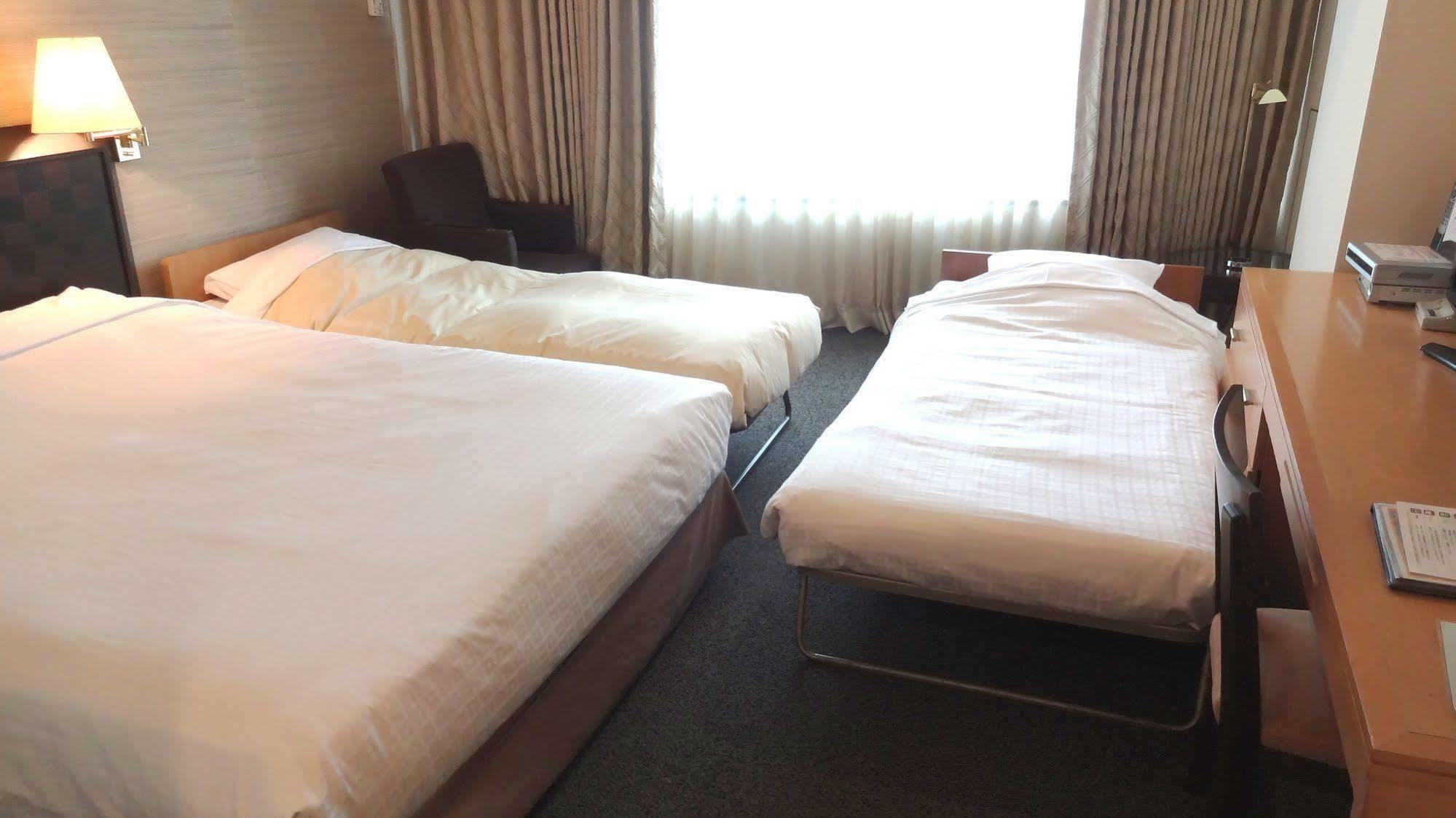 Breezbay Hotel Resort And Spa Yokohama  Exterior photo