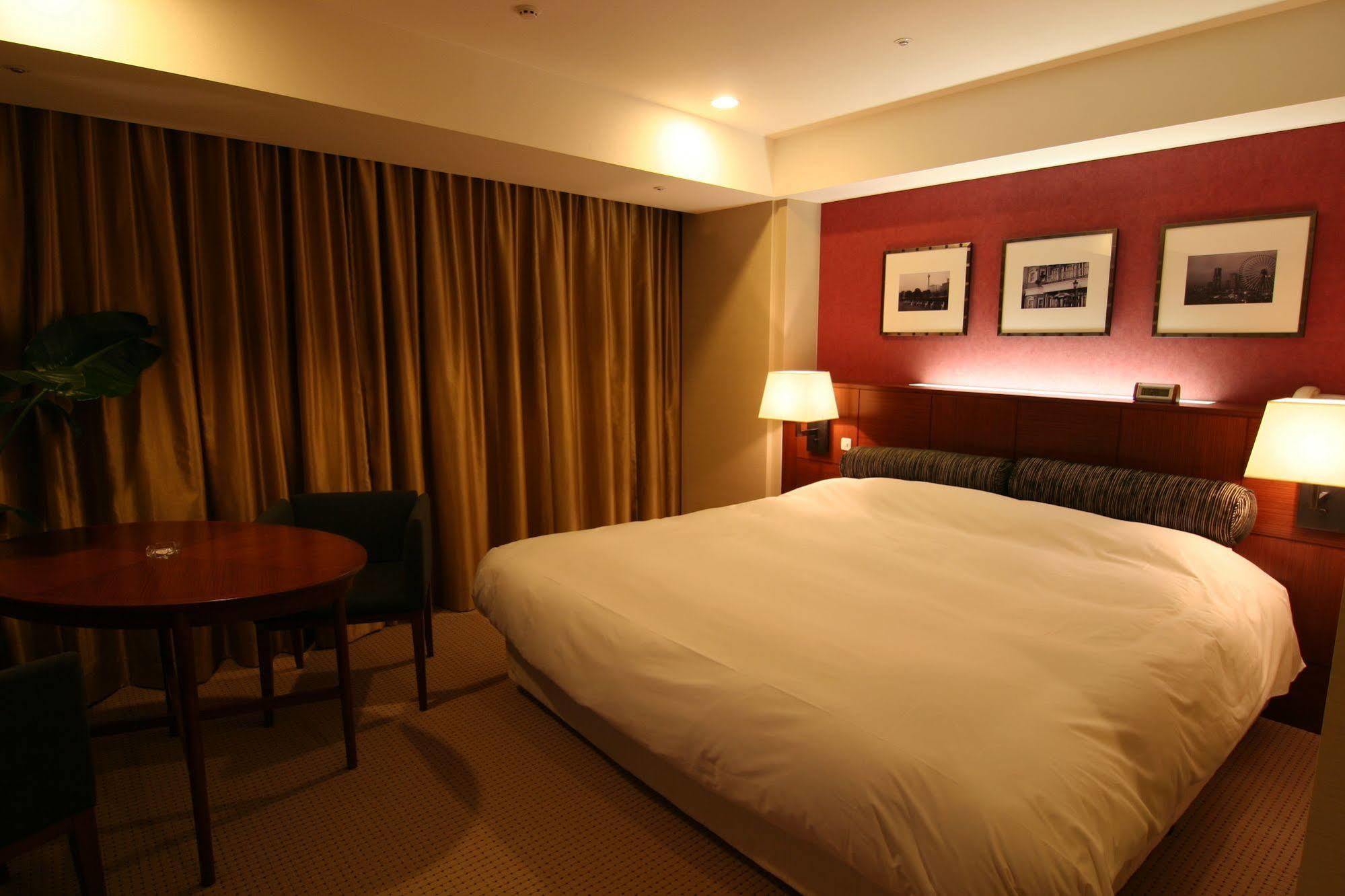 Breezbay Hotel Resort And Spa Yokohama  Exterior photo